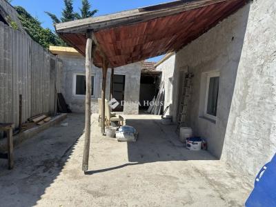 Eladó házrész Mogyoród