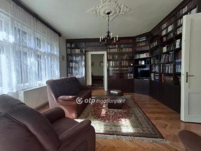Eladó családi ház Budapest
