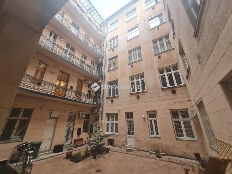 Eladó lakás Budapest