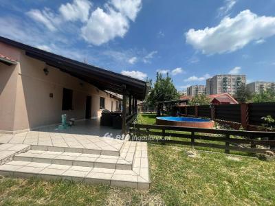 Eladó családi ház Budapest