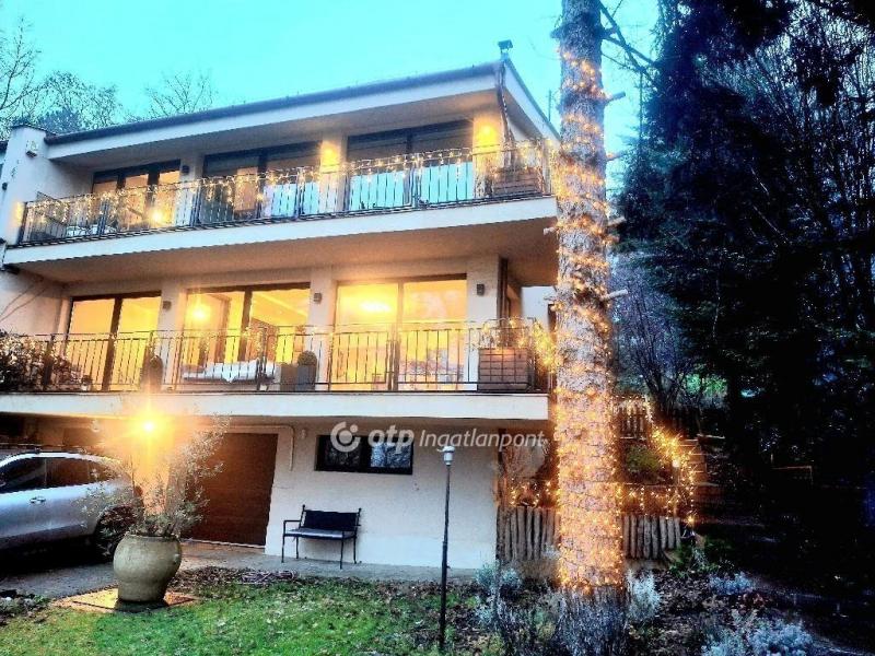 Eladó ikerház Budapest