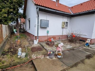 Eladó családi ház Balatonendréd