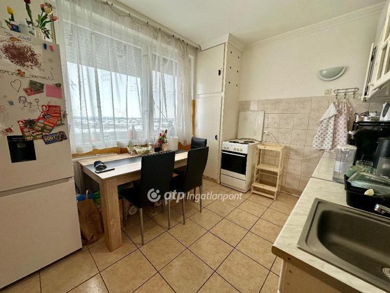 Eladó lakás Debrecen