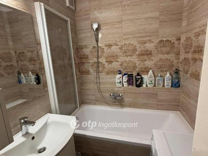 Eladó lakás Debrecen