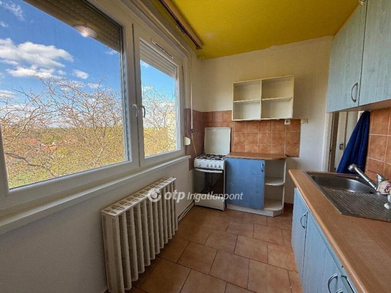 Eladó lakás Békés