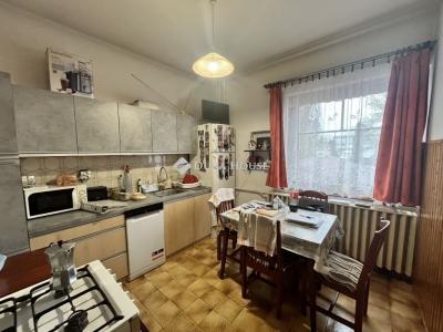 Eladó családi ház Budapest