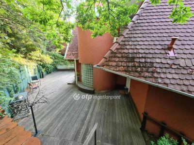 Eladó családi ház Budapest
