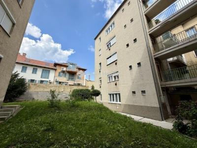 Eladó lakás Pécs