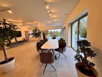 Eladó családi ház Budapest