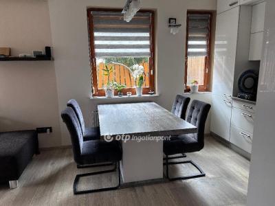 Eladó ikerház Budapest