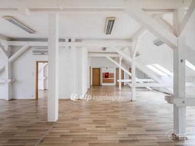 Eladó családi ház Budapest