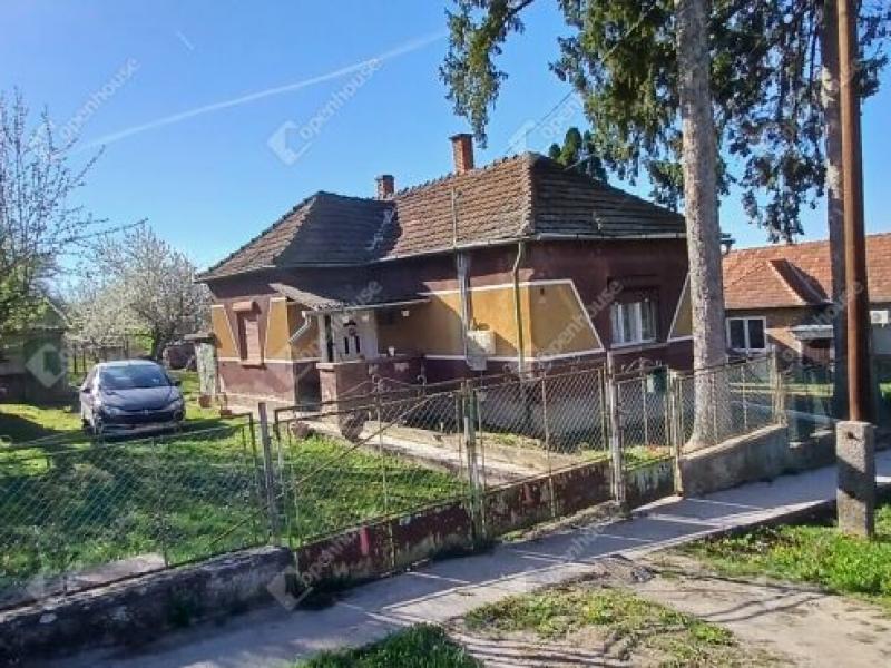 Eladó családi ház Boncodfölde