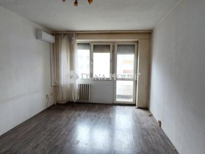 Eladó lakás Tatabánya