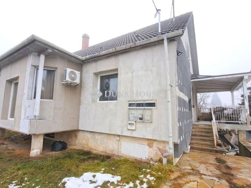 Eladó családi ház Tápiószecső