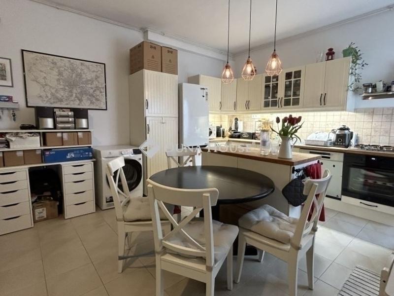 Eladó lakás Budapest