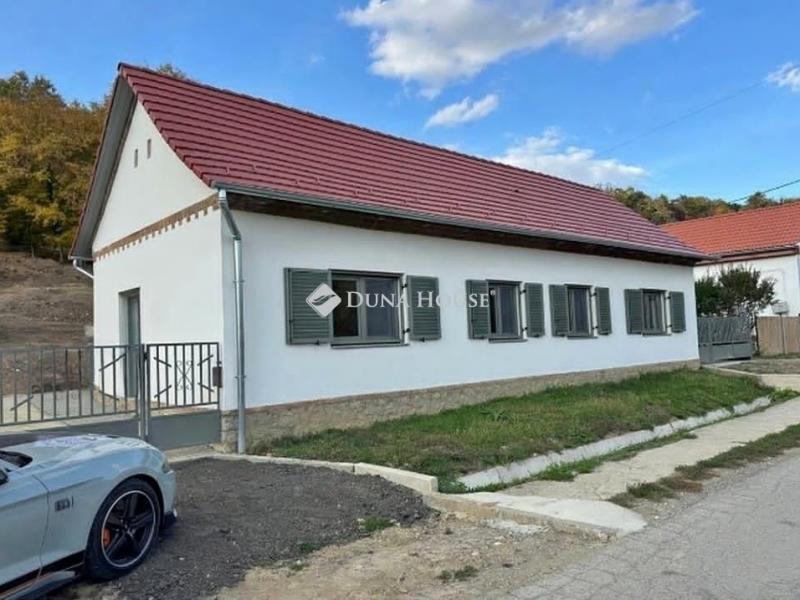 Eladó családi ház Orfű