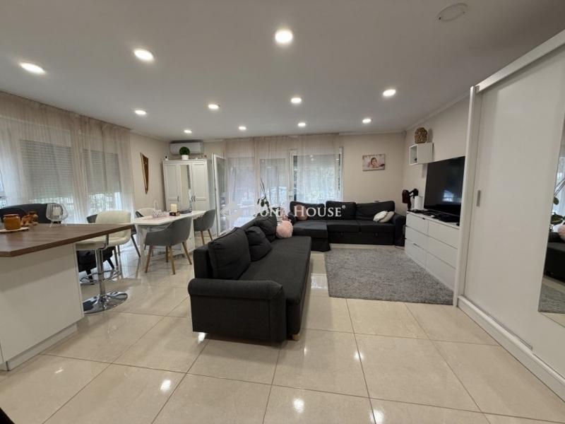 Eladó ikerház Pécs