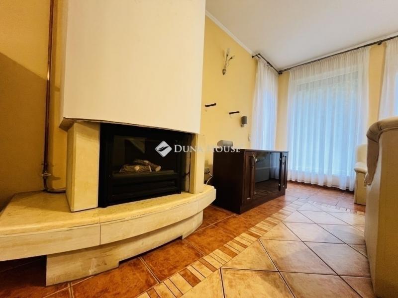 Eladó családi ház Mogyoród