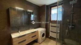 Eladó családi ház Pécs