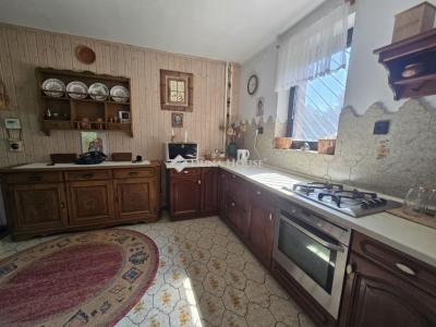 Eladó családi ház Pécs