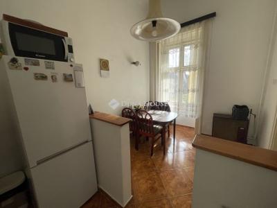 Eladó lakás Kecskemét