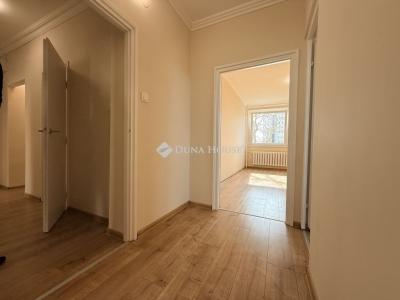 Eladó lakás Kecskemét