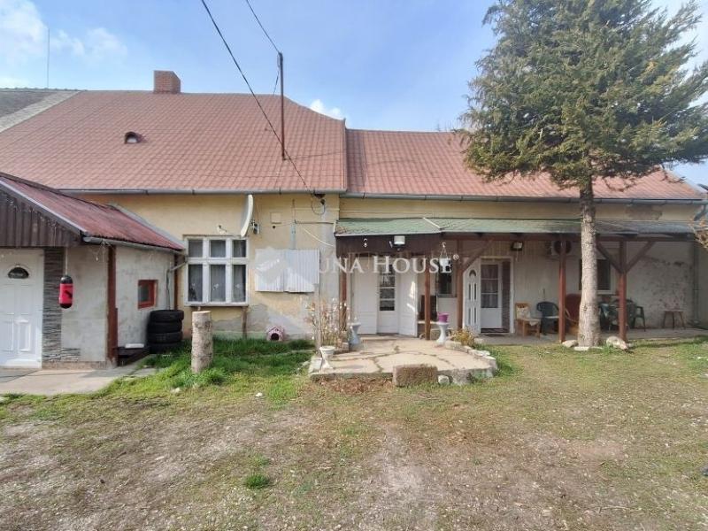 Eladó ikerház Sárbogárd