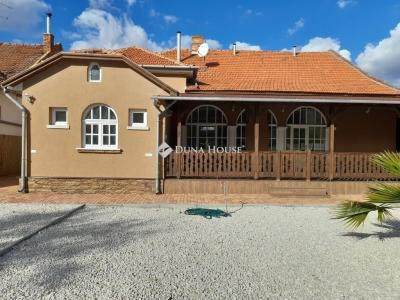 Eladó családi ház Békéscsaba
