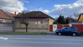 Eladó házrész Békéscsaba
