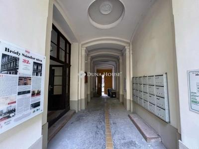 Eladó lakás Budapest