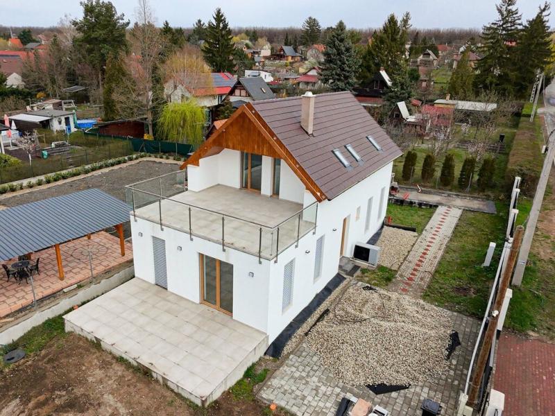 Eladó családi ház Őrbottyán