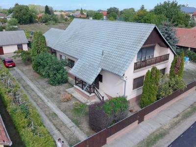 Eladó családi ház Nyáregyháza