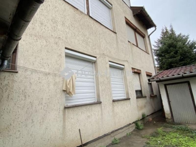 Eladó családi ház Békéscsaba