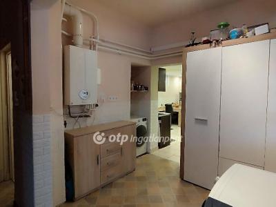Eladó családi ház Budapest