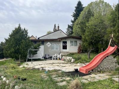 Eladó családi ház Pécs