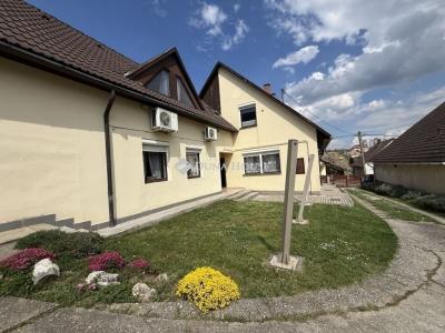 Eladó családi ház Pécs