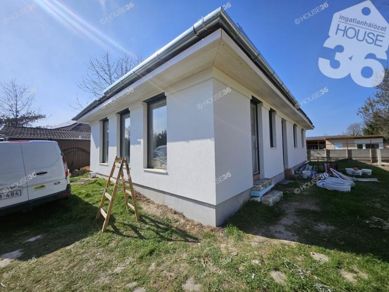 Eladó családi ház Kecskemét