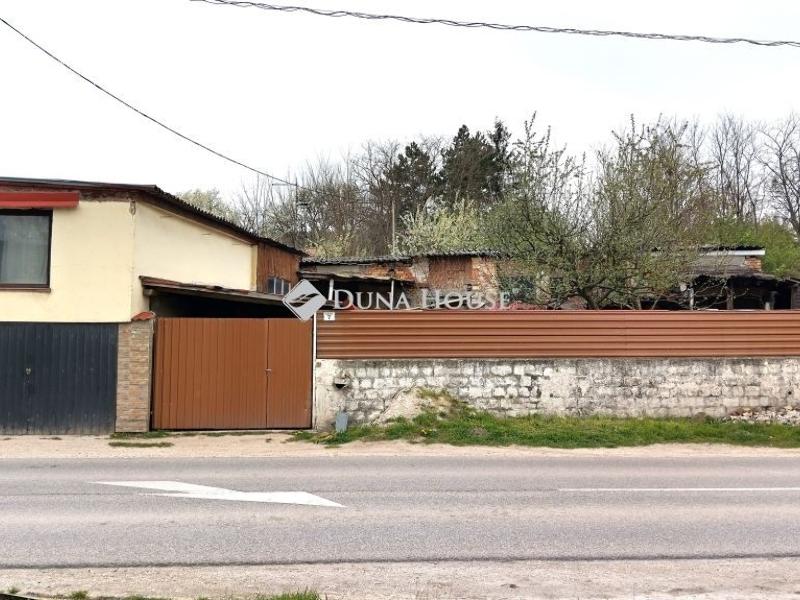 Eladó családi ház Tokod