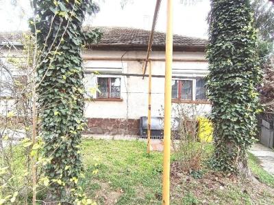 Eladó családi ház Szentes