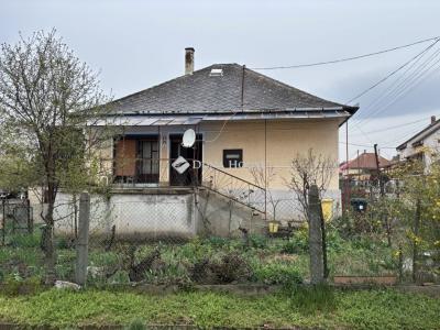 Eladó családi ház Mád
