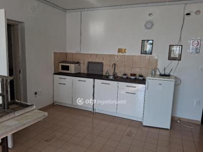 Eladó családi ház Balatonalmádi