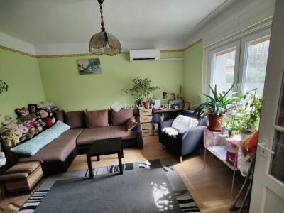 Eladó családi ház Budapest