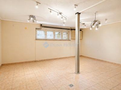 Eladó családi ház Budapest