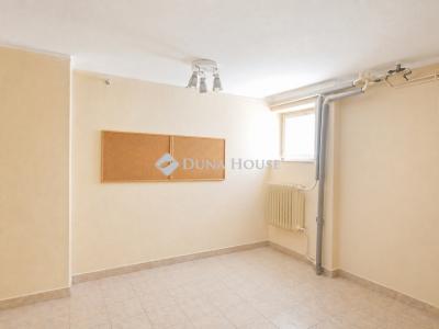 Eladó családi ház Budapest