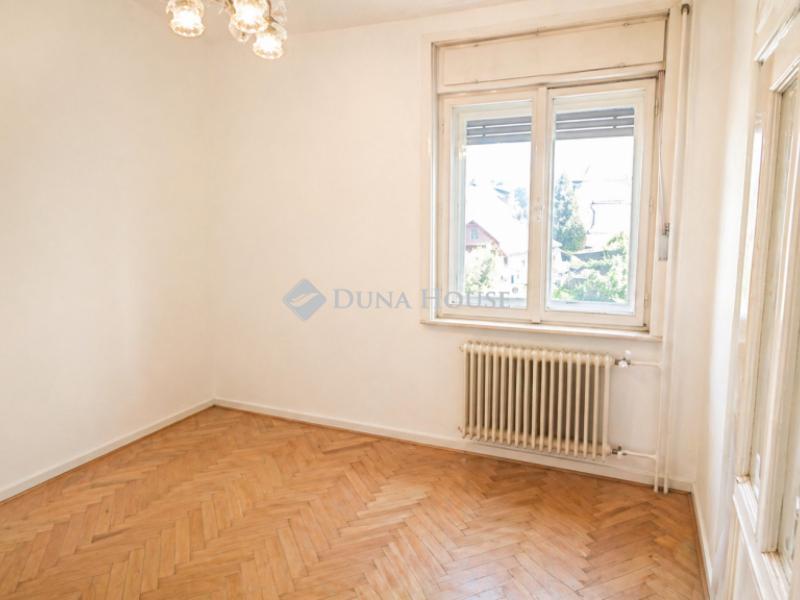 Eladó családi ház Budapest
