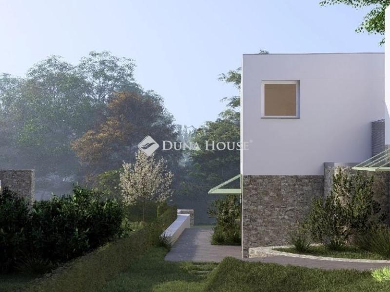 Eladó családi ház Pécs