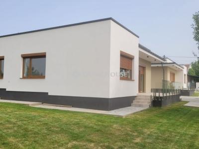 Eladó családi ház Pécs