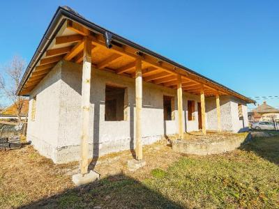 Eladó családi ház Aszaló