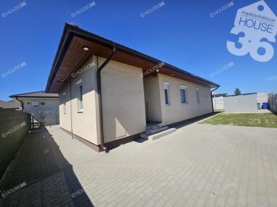 Eladó családi ház Kecskemét