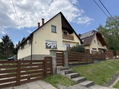 Eladó családi ház Pécs